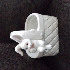 Small white ceramic basket with bunny